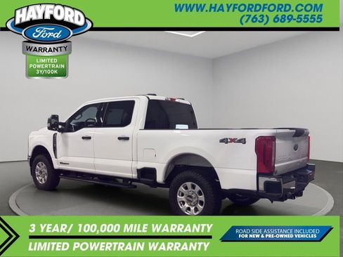 Used 2024 Ford F250 XLT AWD/4WD image 5