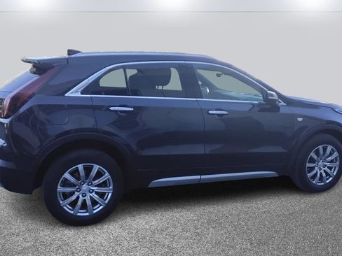 Used 2023 Cadillac XT4 Premium Luxury image 4