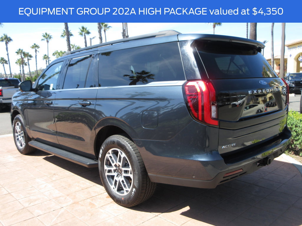 Certified 2025 Ford Expedition Max Active RWD image 2