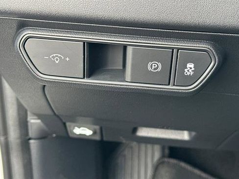 New 2025 Kia K4 LX image 28