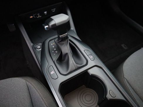 New 2025 Kia K4 LXS image 31