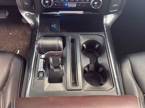 Used 2021 Ford F150 Lariat w/ Equipment Group 502A High AWD/4WD image 22