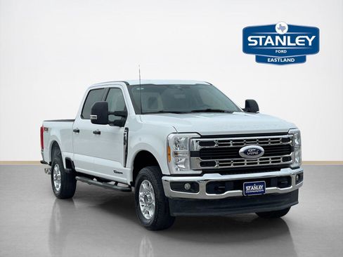 Used 2025 Ford F250 XLT w/ FX4 Off-Road Package AWD/4WD image 1