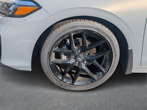 Used 2025 Honda Civic Sport image 6