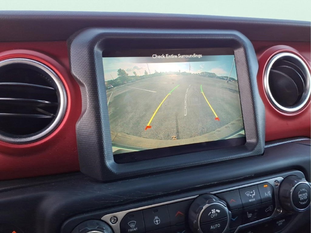 Used 2021 Jeep Wrangler Unlimited Rubicon AWD/4WD image 29
