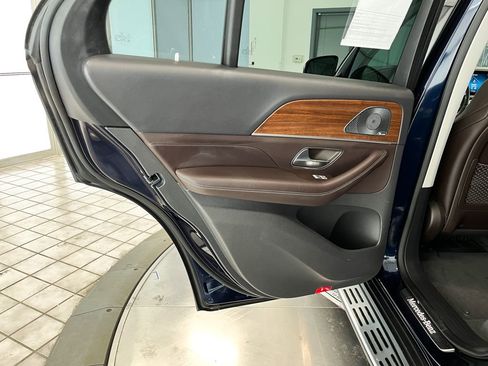 Used 2020 Mercedes-Benz GLE 450 GLE 450 w/ Premium Package image 28