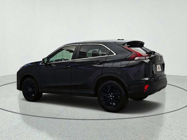 Used 2023 Mitsubishi Eclipse Cross LE AWD/4WD image 4