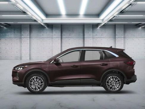 New 2025 Ford Escape SE w/ Class II Trailer Tow Package image 3