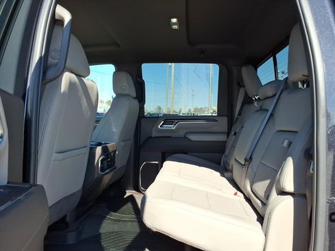 Used 2024 Chevrolet Silverado 2500 LTZ w/ LTZ Plus Package image 20