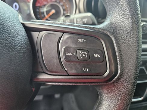Used 2019 Jeep Wrangler Unlimited Sport image 27