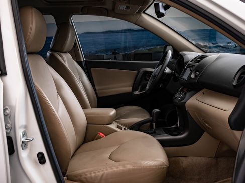 Used 2012 Toyota RAV4 Limited w/ Navigation Value Pkg image 23