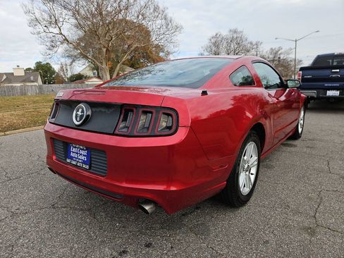 Used 2013 Ford Mustang Coupe image 5