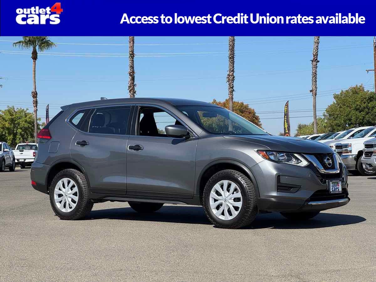 Used 2017 Nissan Rogue S AWD/4WD image 1