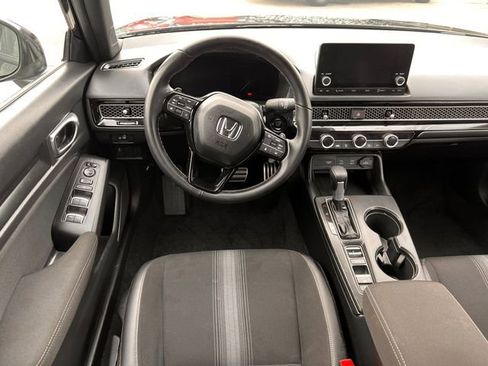 Used 2025 Honda Civic Sport image 26