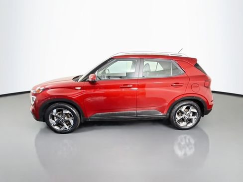 Used 2024 Hyundai Venue Limited FWD image 6