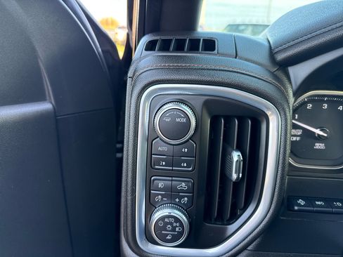 Used 2021 GMC Sierra 1500 AT4 w/ AT4 Value Package image 30