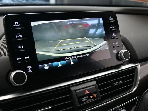 Used 2019 Honda Accord Sport image 23