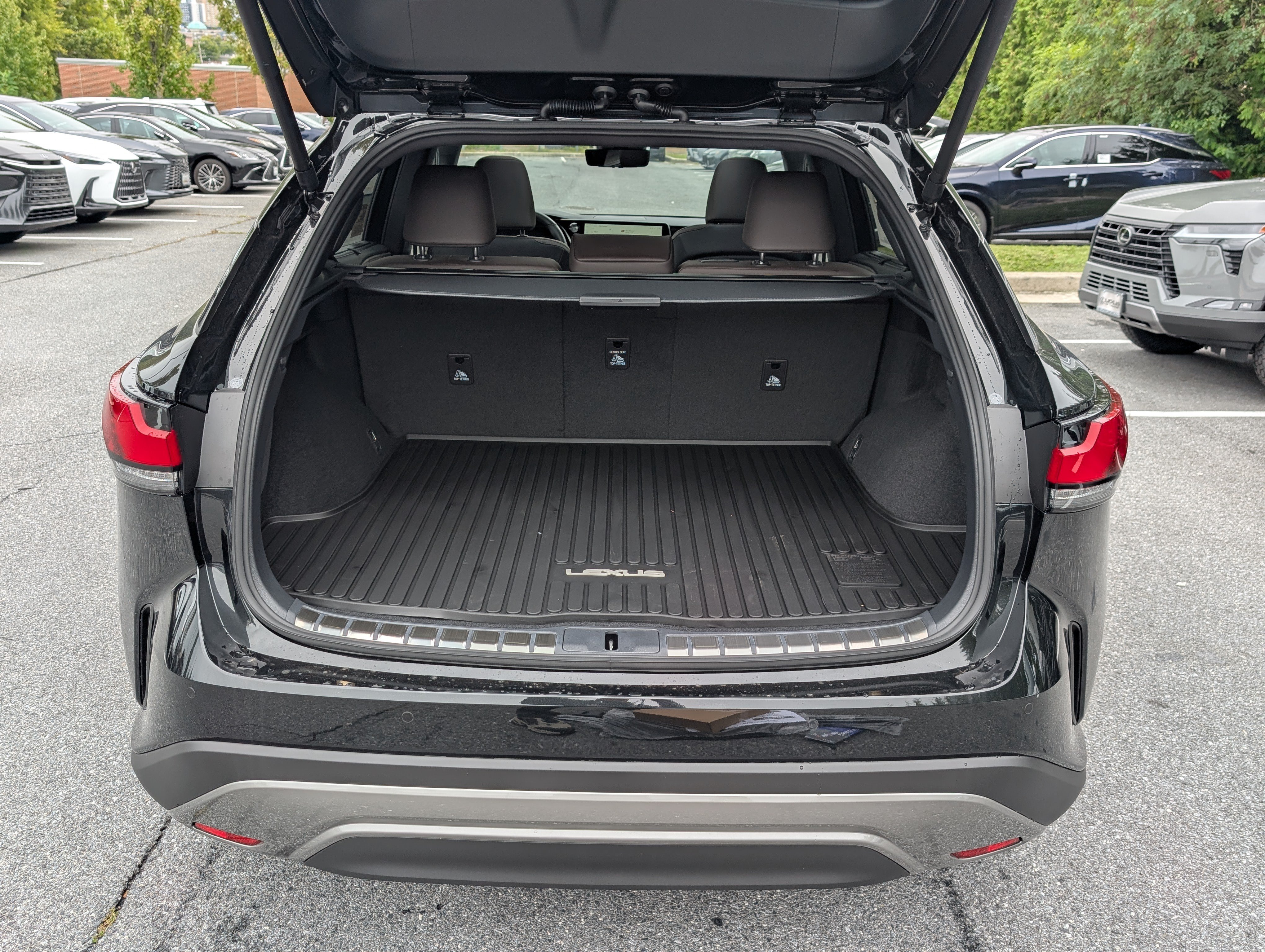 New 2026 Lexus RX 450h AWD w/ Convenience Package image 9