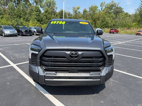 Used 2026 Toyota Tundra SR5 w/ SR5 Premium Package AWD/4WD image 9