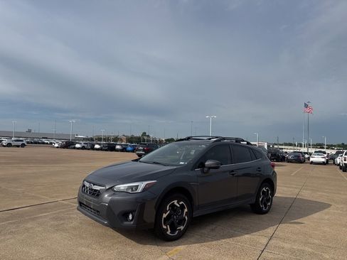 Used 2023 Subaru Crosstrek 2.5i Limited AWD/4WD image 9