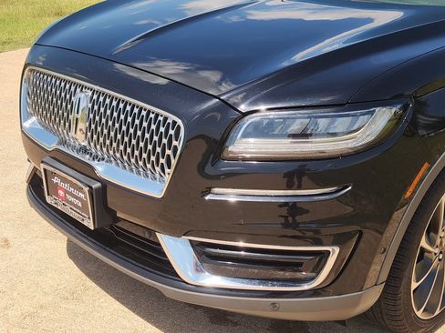Used 2020 Lincoln Nautilus Reserve w/ Equipment Group 201A FWD image 10