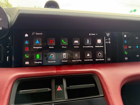 Used 2020 Porsche Taycan image 40