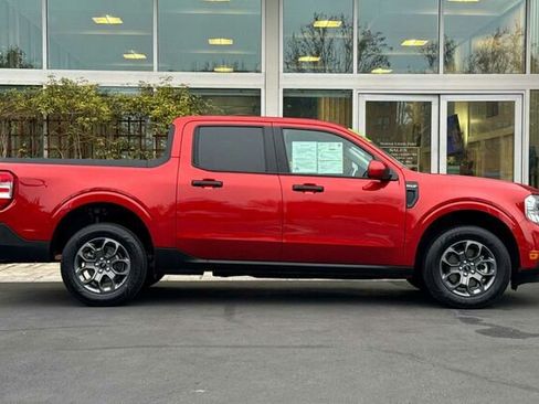 Certified 2023 Ford Maverick XLT w/ XLT Luxury Package image 3