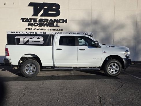 Used 2024 RAM 2500 Big Horn w/ Off Road Package image 5