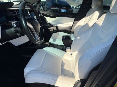 Used 2017 Tesla Model X 100D AWD/4WD image 8
