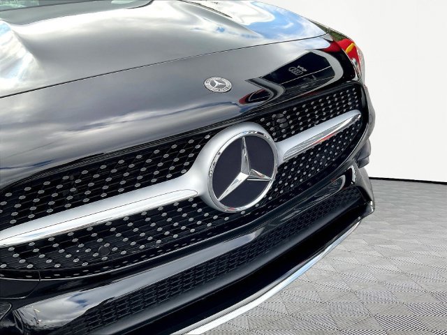 Used 2023 Mercedes-Benz CLA 250 image 34