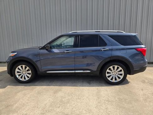 Used 2021 Ford Explorer Limited w/ Equipment Group 301A RWD image 6