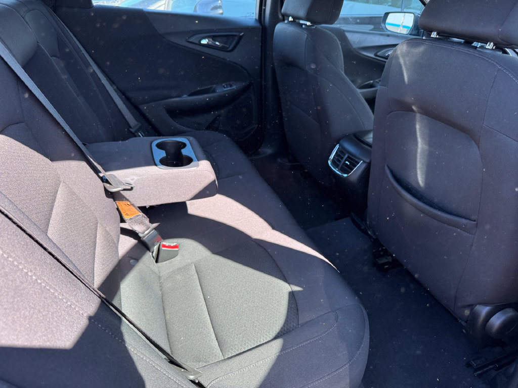 Used 2023 Chevrolet Malibu LT FWD image 3
