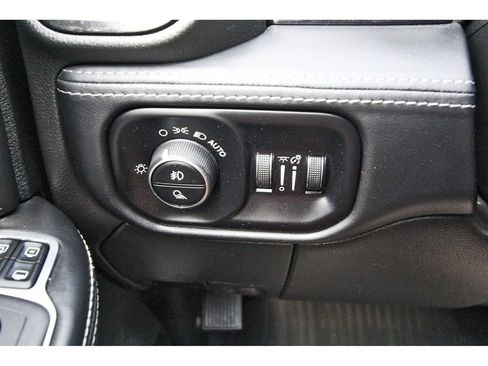 Used 2024 RAM 3500 Limited AWD/4WD image 20