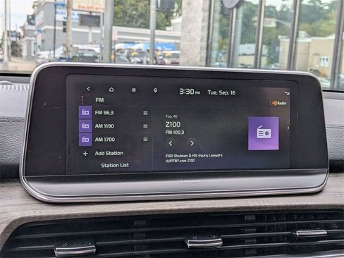 Used 2022 Kia Telluride EX image 17