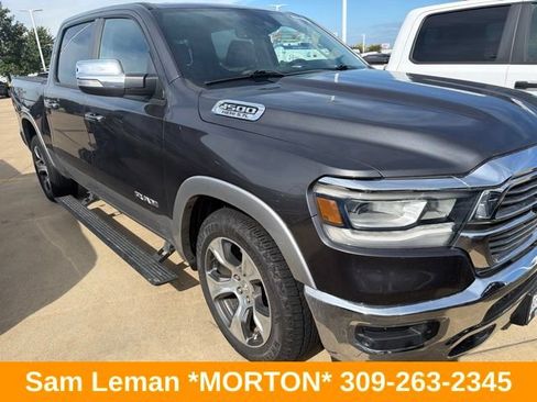 Used 2019 RAM 1500 Laramie AWD/4WD image 2