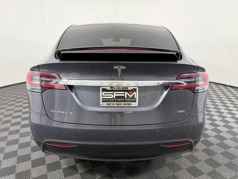 Used 2018 Tesla Model X 75D AWD/4WD image 10