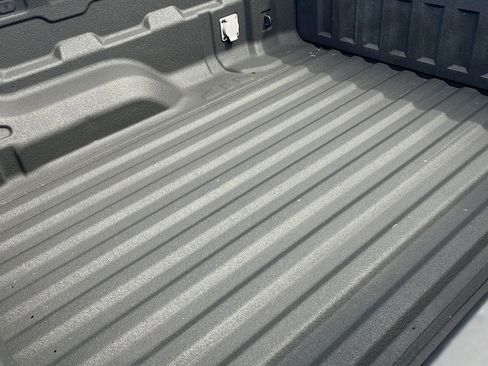 Used 2023 GMC Canyon Denali AWD/4WD image 26