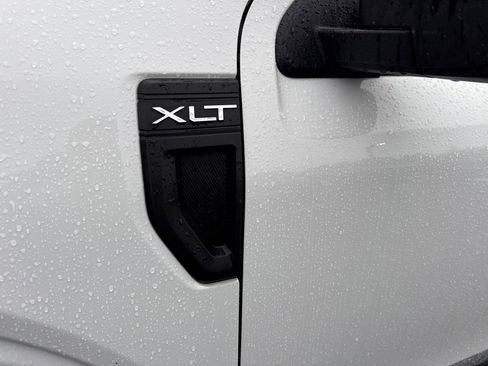 Used 2024 Ford Maverick XLT w/ Equipment Group 300A Standard image 13