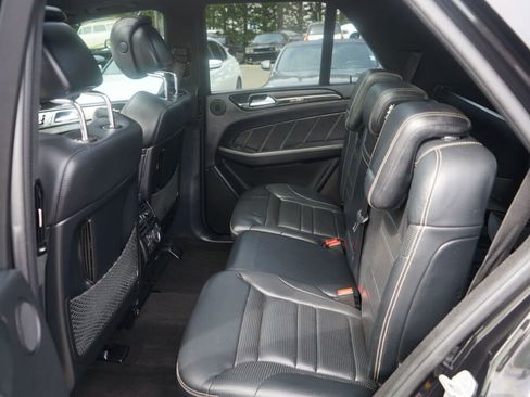 Used 2014 Mercedes-Benz ML 63 AMG 4MATIC image 15