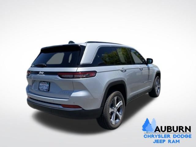 Used 2026 Jeep Grand Cherokee Limited AWD/4WD image 7