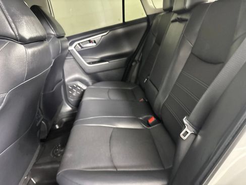 Used 2023 Toyota RAV4 Limited AWD/4WD image 23