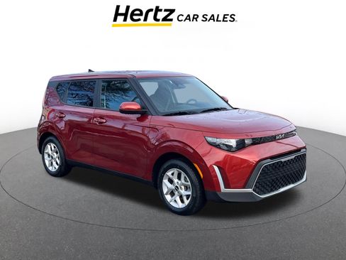 Used 2025 Kia Soul LX w/ LX Technology Package image 1