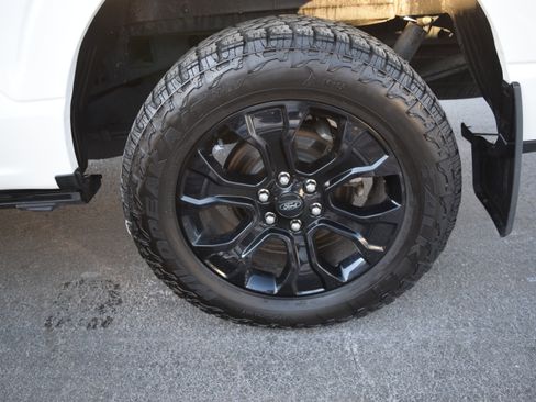 Certified 2022 Ford F150 Platinum w/ Equipment Group 701A High image 7