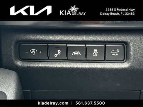Certified 2021 Kia Telluride SX w/ Towing Package FWD image 28