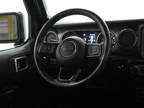 Used 2021 Jeep Wrangler Unlimited Sport image 13