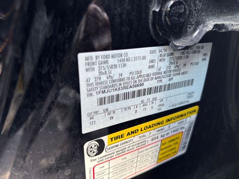 Used 2024 Ford Expedition Limited image 34