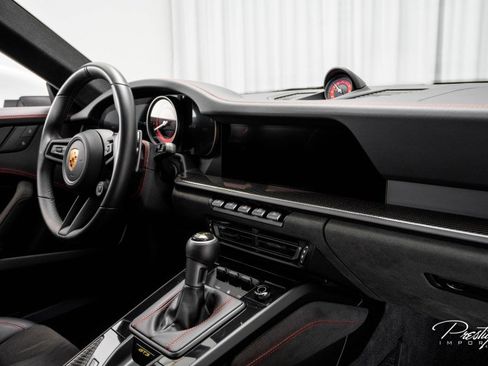 Used 2022 Porsche 911 GT3 image 41