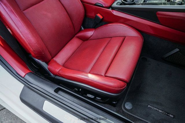 Used 2020 Porsche 911 Carrera RWD image 35