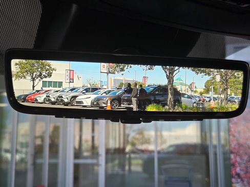 Certified 2026 Toyota Sienna Limited FWD image 18