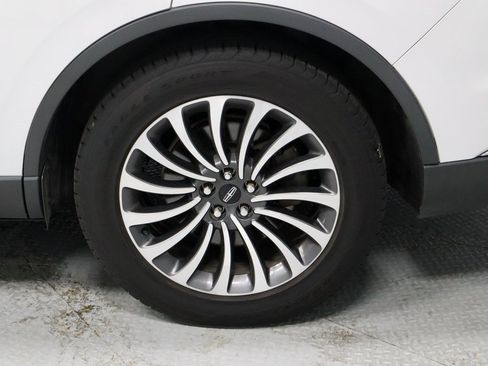 Used 2020 Lincoln Aviator Reserve w/ Equipment Group 201A image 17